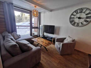 Appartement rénové 3 pièces, proche centre, balcon - FR-1-346-535